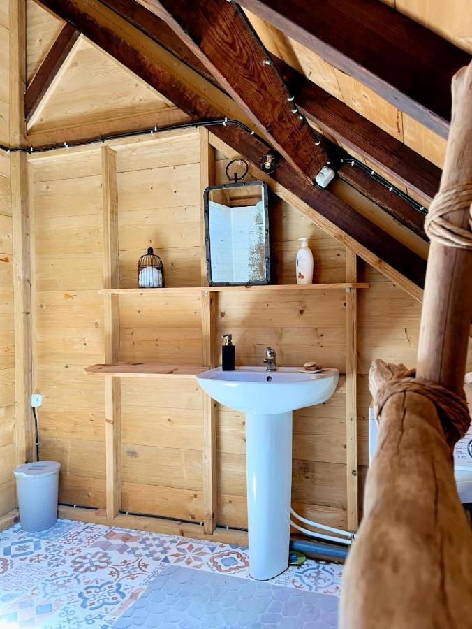 سانت-كلود Habitation La Reine Du Camp Chambres D'Hotes المظهر الخارجي الصورة